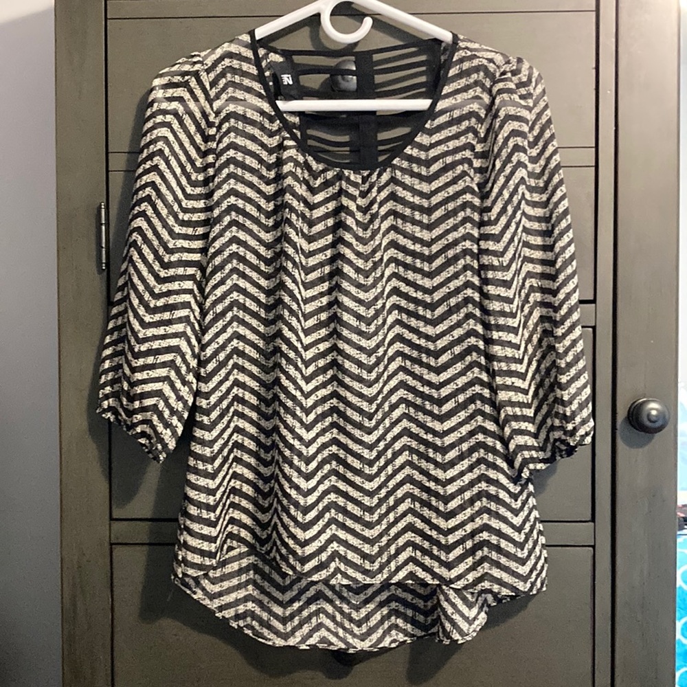 IZ Byer chevron pattern dress top size small